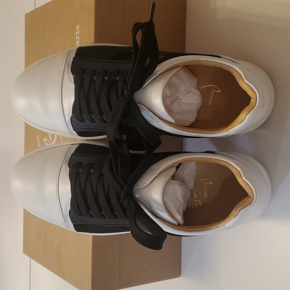 Sneakers - Picture 3 of 6